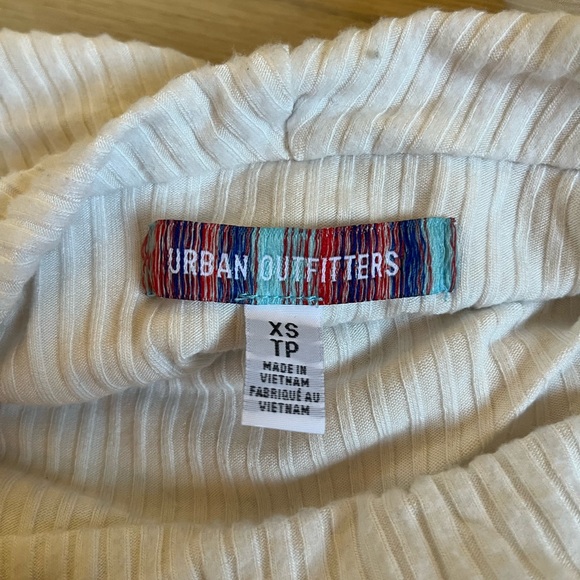 Urban outfitters fold over top - Picture 2 of 3